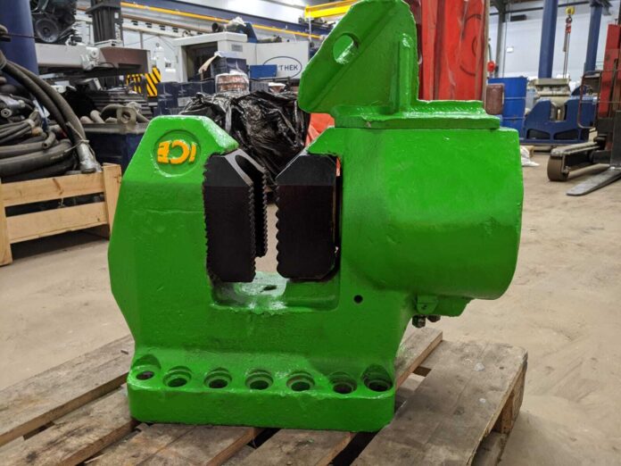Universal clamps for pile driving