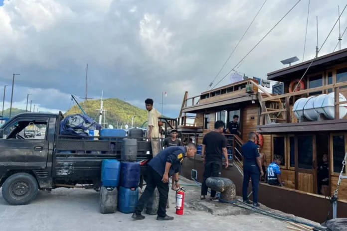 KSOP Enforces Bunker Inspections to Prevent Sea Pollution in Labuan Bajo